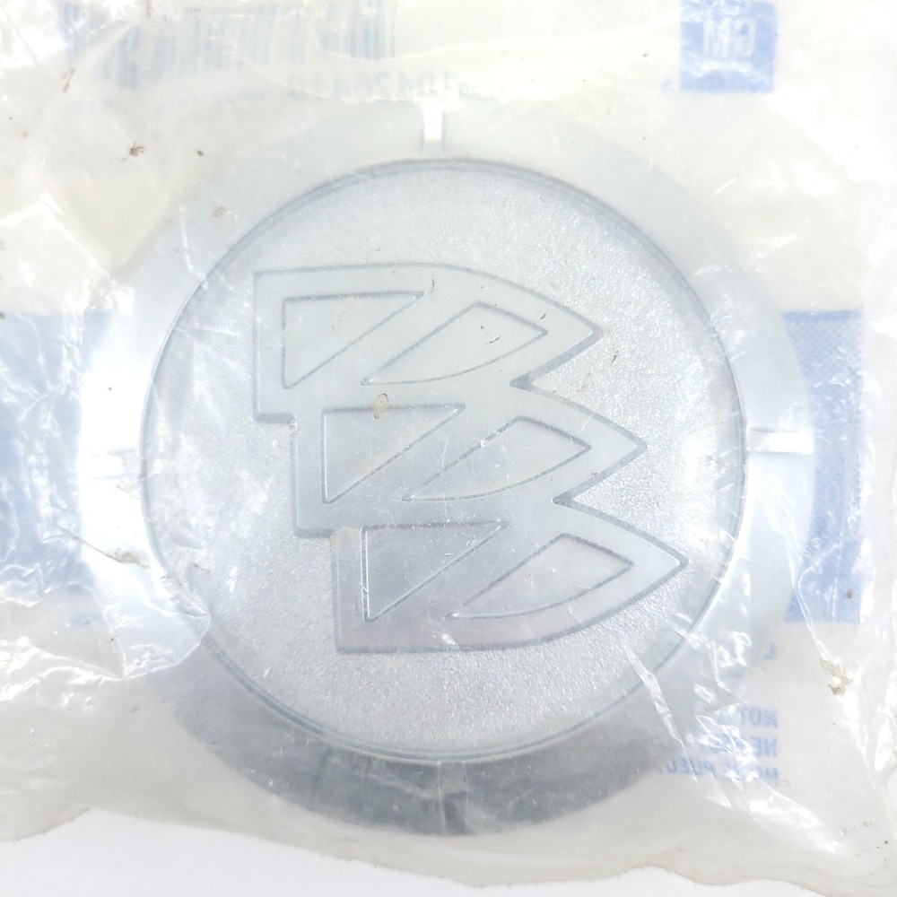 Buick OEM 2002 2005 Rendezvous Silver Front Grille Emblem Badge Logo GM 10426418